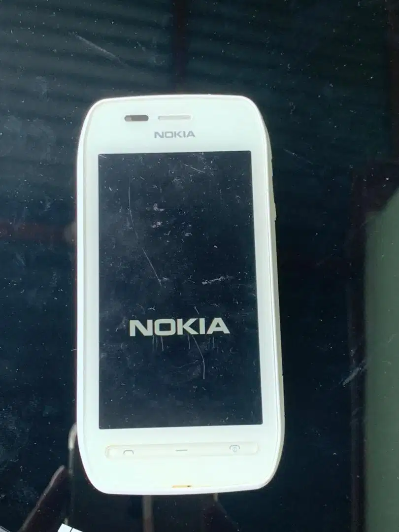 Nokia 603 white