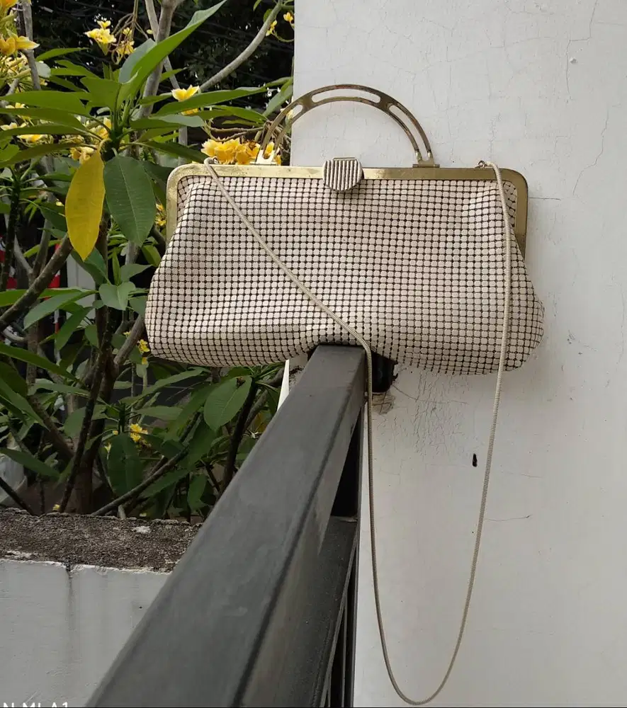 Tas Pesta  warna Krem