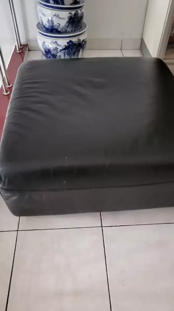 Kursi santai celini original kulit