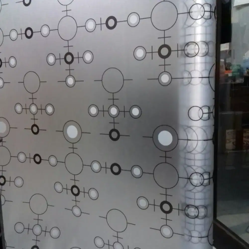 KACA FILM MOTIF UNTUK JENDELA ANTI GORES