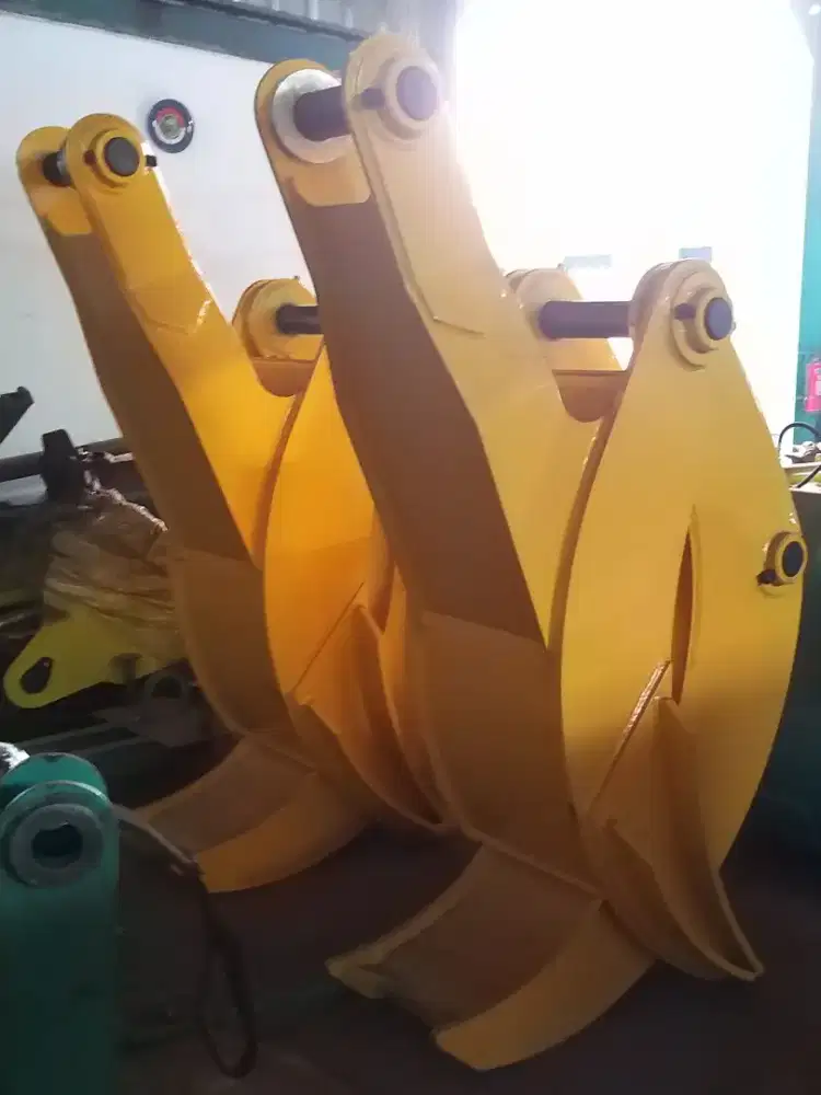 GRAPPLE MANUAL EXCAVATOR KELAS 20TON