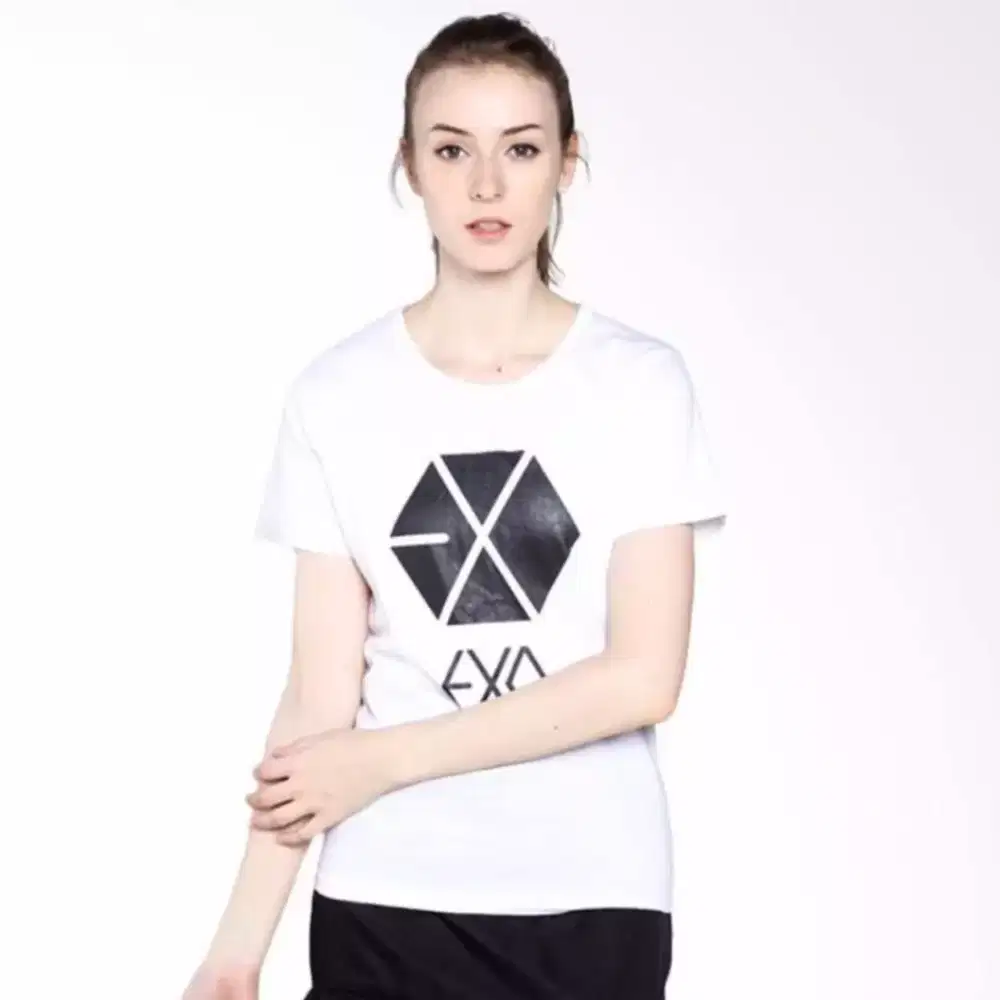Baju T Shirt kaos korea boyband EXO L