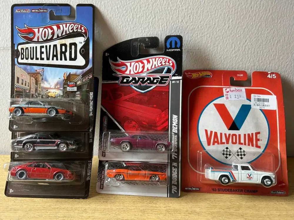 Hotwheels boulevard, garage