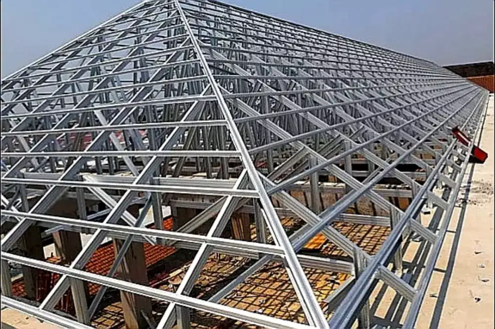 Atap galvalum dan kanopi spandek