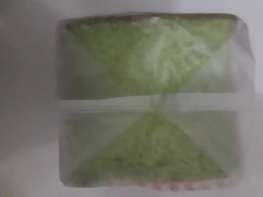 Roti tawar pandan empuk isi 8 Rp 10.000