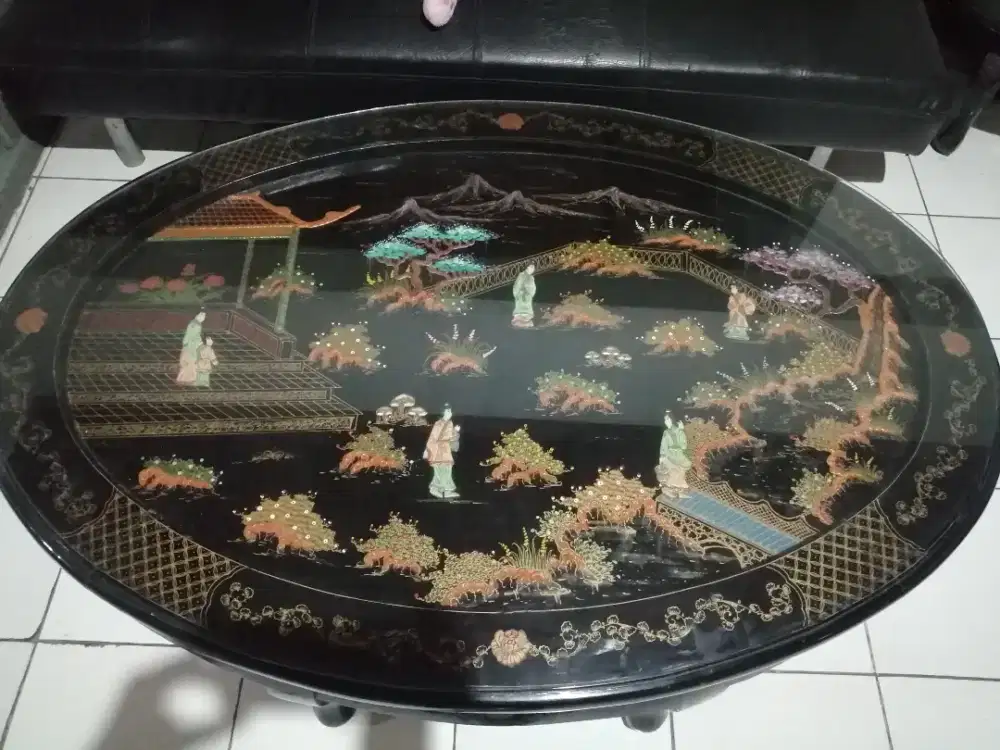 Meja Kayu Antik Ukiran Jepang (Vintage & Rare)