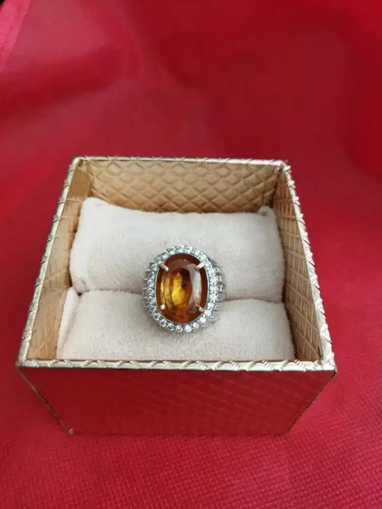 Cincin Eropa Pria Berlian Yellow Sapphire Afrika Chrystal Kode 019