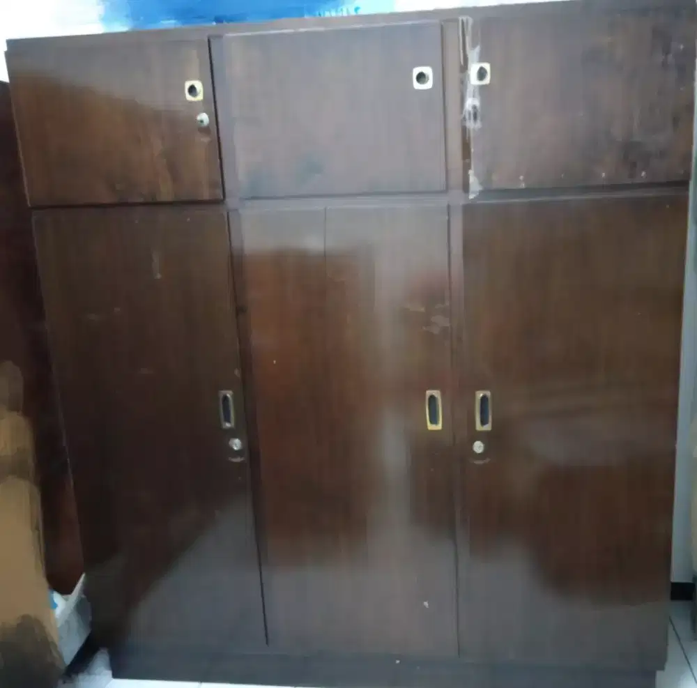 LEMARI KAYU JATI langka MURAH SEKALI