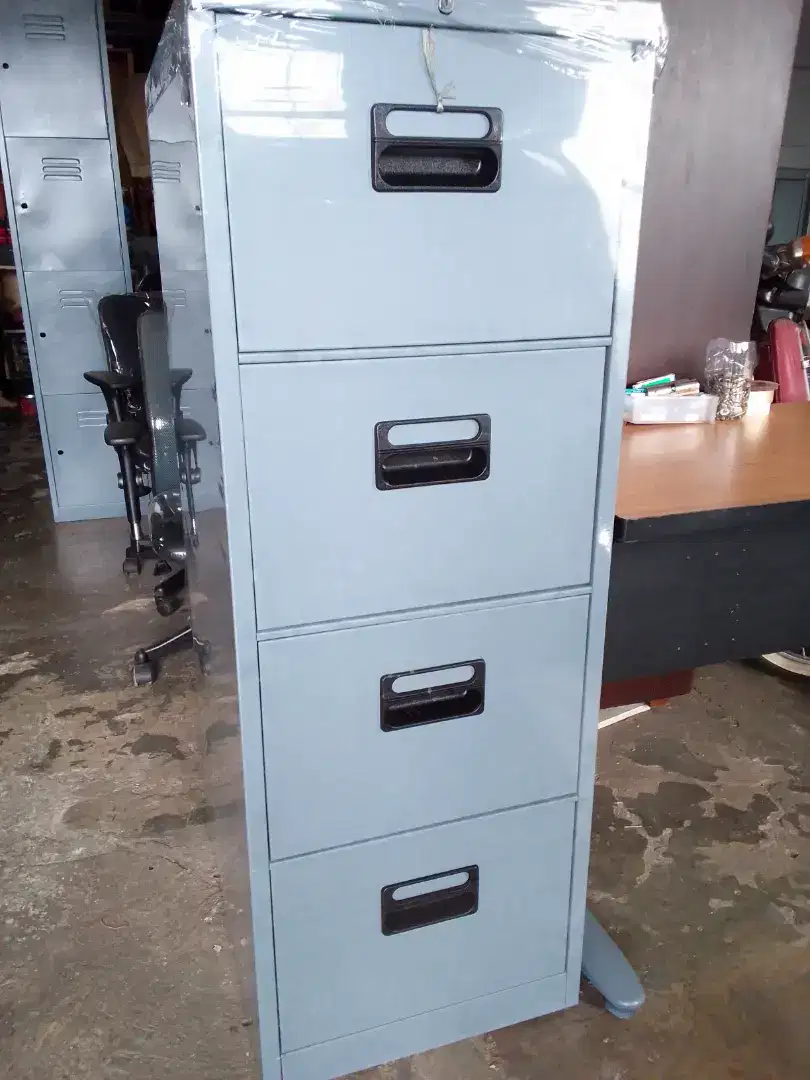 File cabinet 4 laci