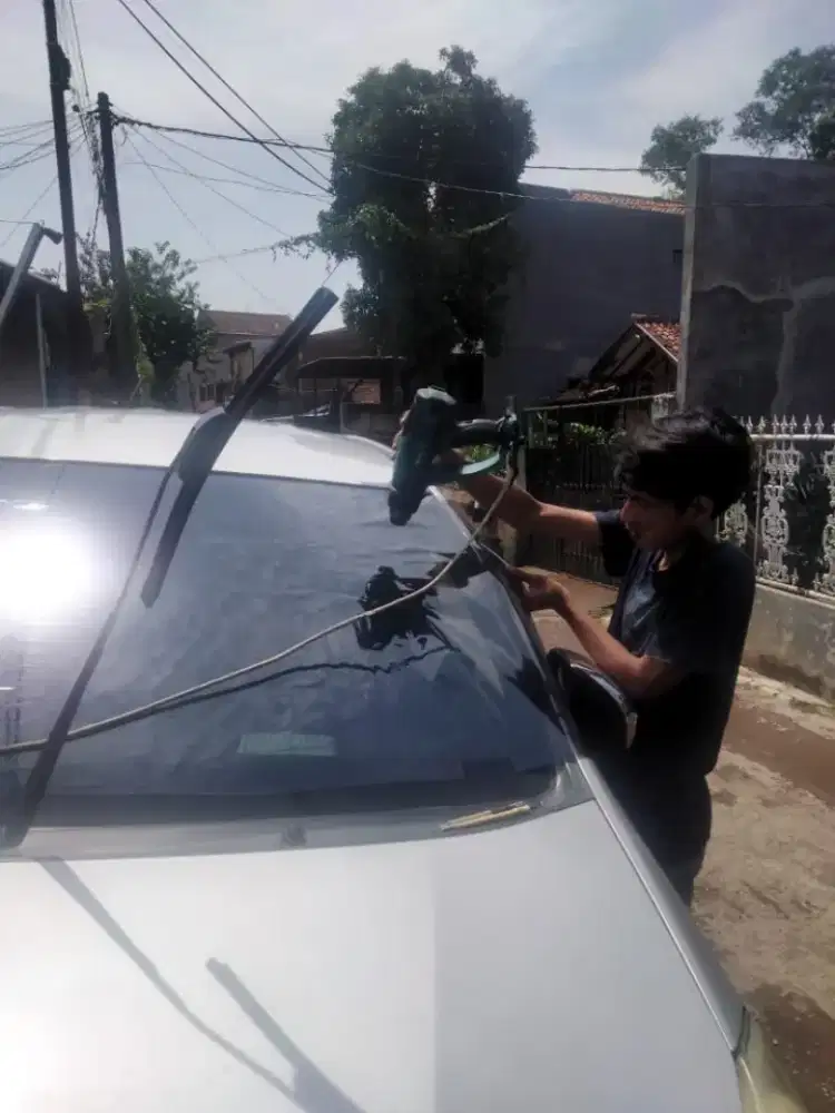 kaca film mobil terbaik dikelasnya harga terjangkau