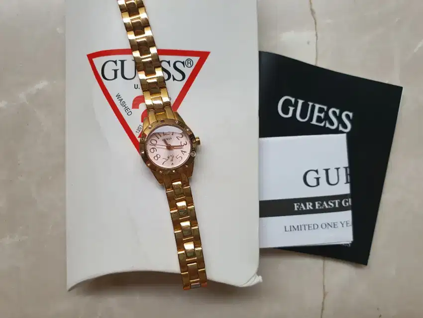 Arloji Jam Tangan GUESS W0307L3