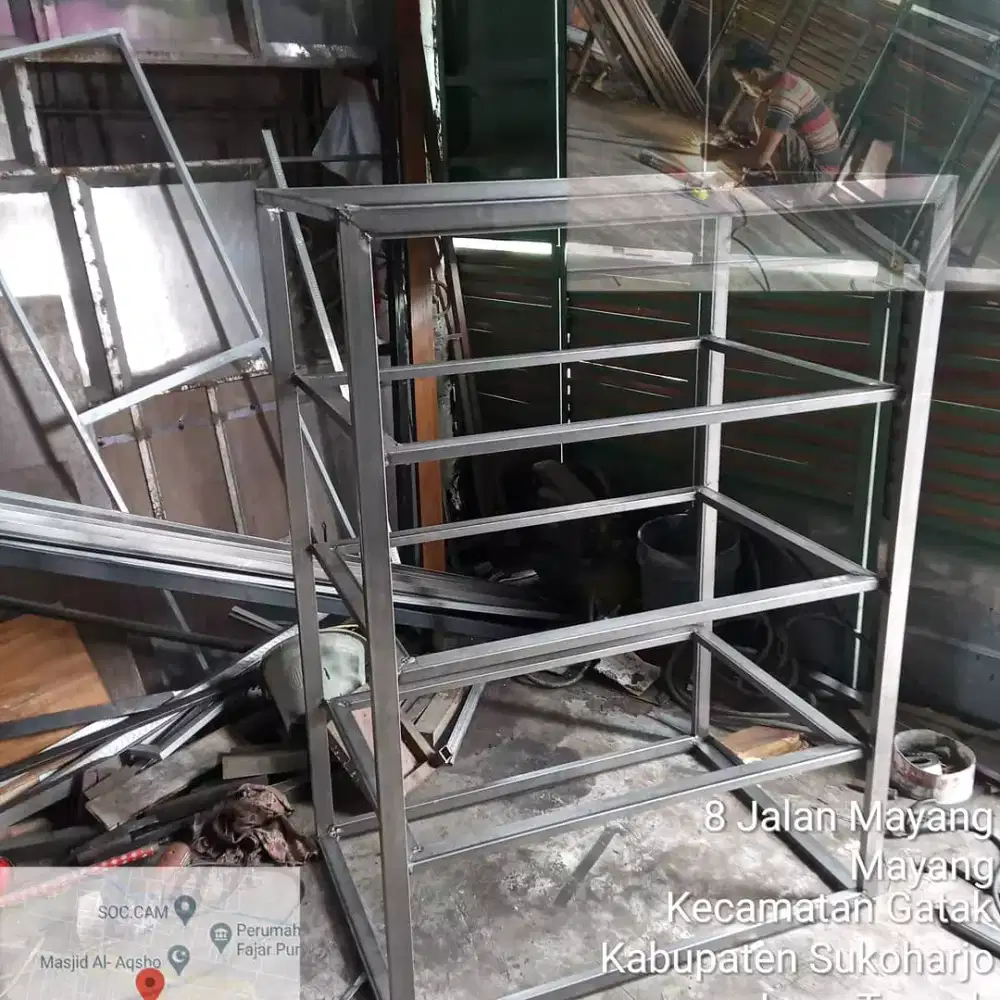 kandang kucing kesayangan