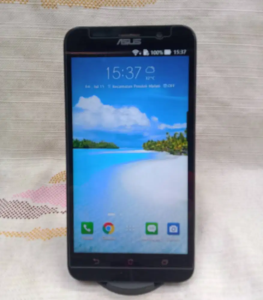 ASUS Zenfone 2 (ZE550ML) RAM 2GB/16GB + 16GB, Unit Simpanan, MULUS 99%