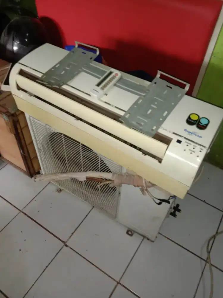 Membeli AC bekkas/rusak. Siap ambil ketempat