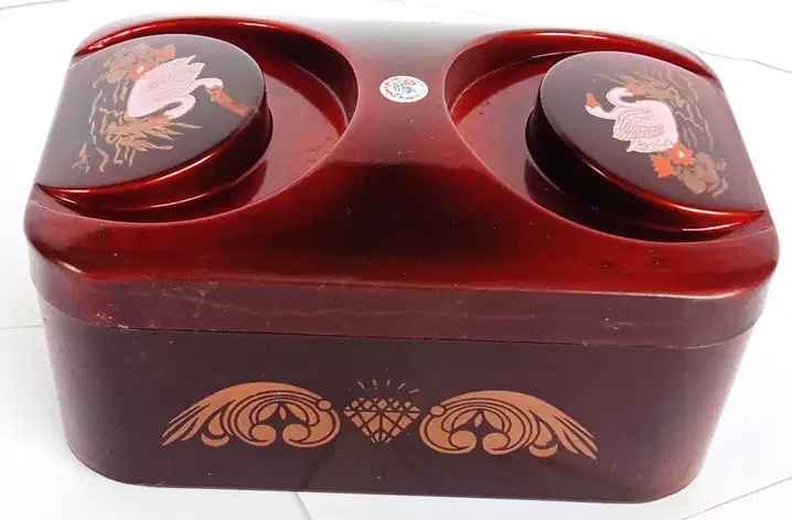 Kotak bekal dan storage