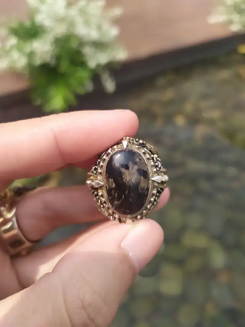 Bulu macan / bulu macan lumajang / basaltic tiger glass / basaltic
