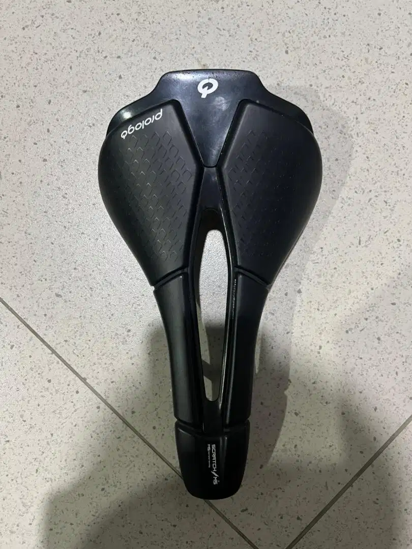 Dijual saddle prologo scratch m5