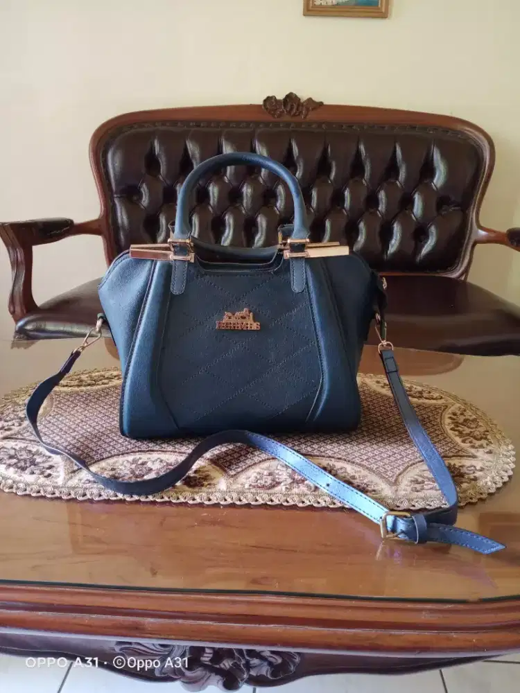 Tas jinjing wanita warna biru dongker