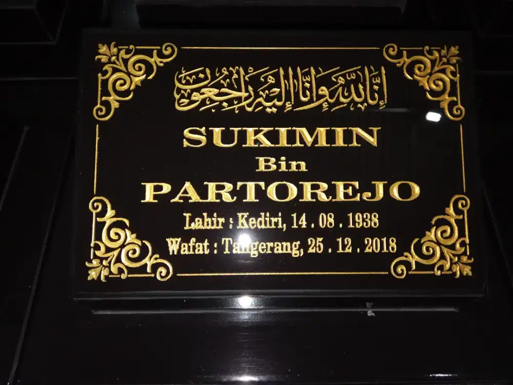 BATU NISAN UK STANDAR DEWASA