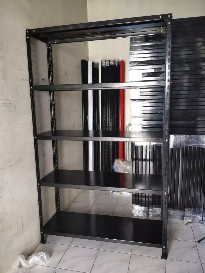 rak besi kondisi baru stok banyak