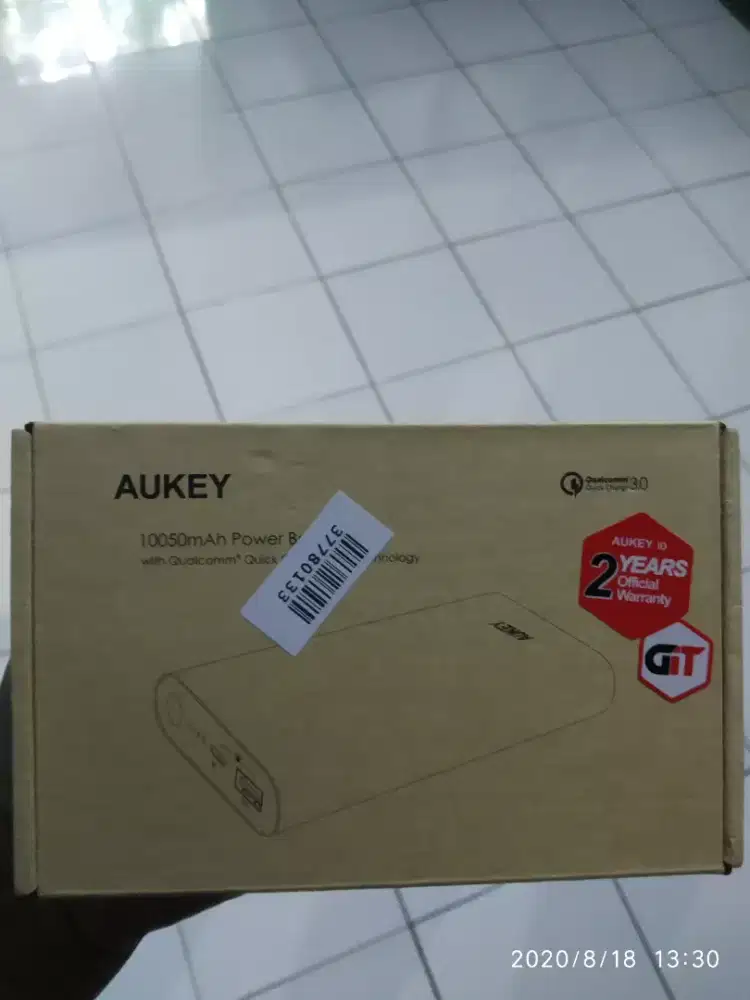 Aukey Powerbank 10050mAh with Qualcomm Quick Charge 3.0–500381 SEGEL