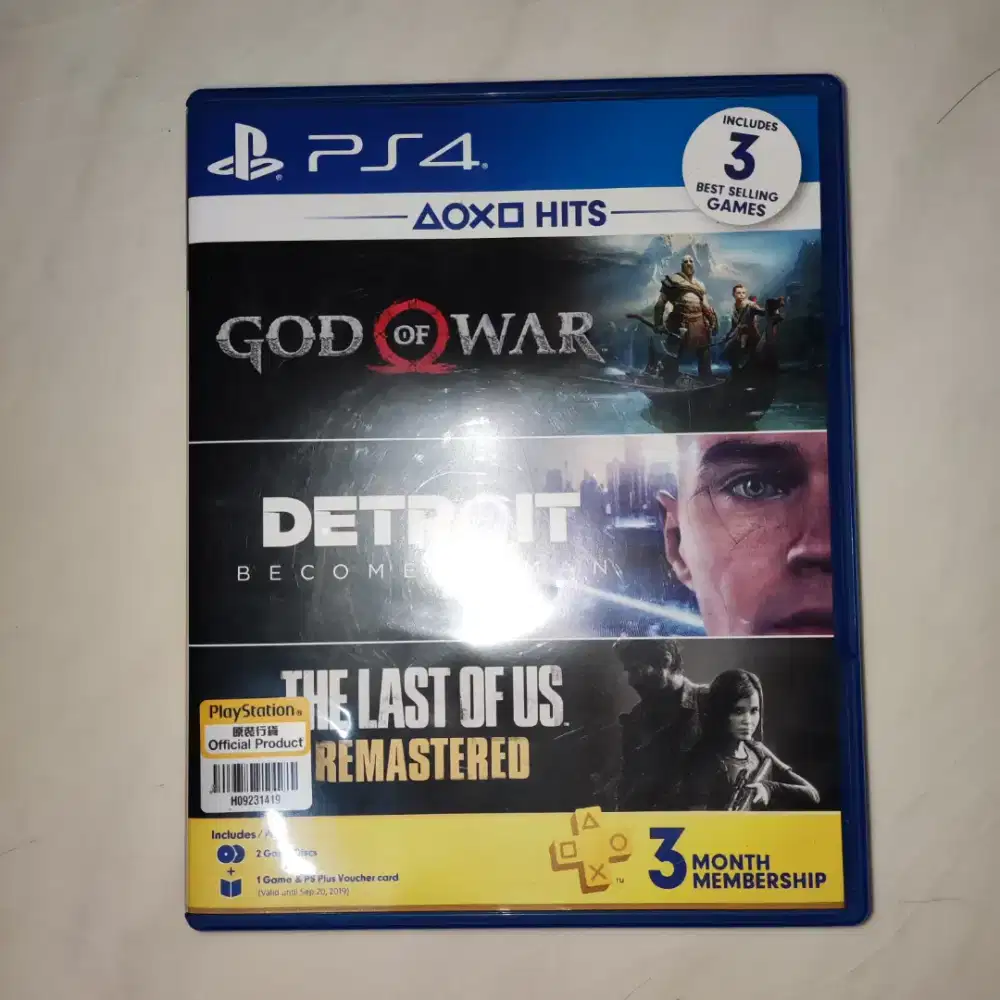 Kaset PS4 God of War dan Detroit