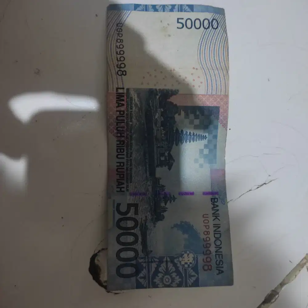 Uang kertas dgn nmr seri cantik