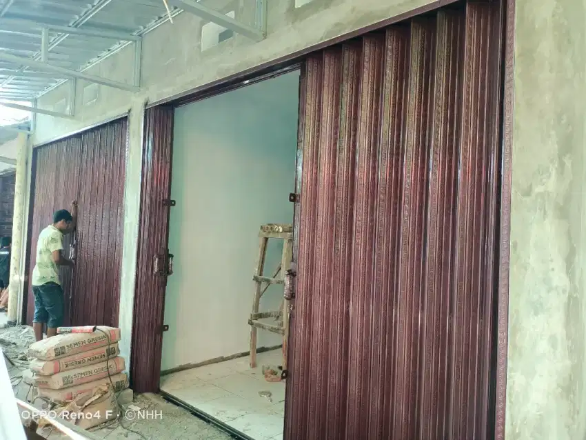 Folding gate dan rolling door