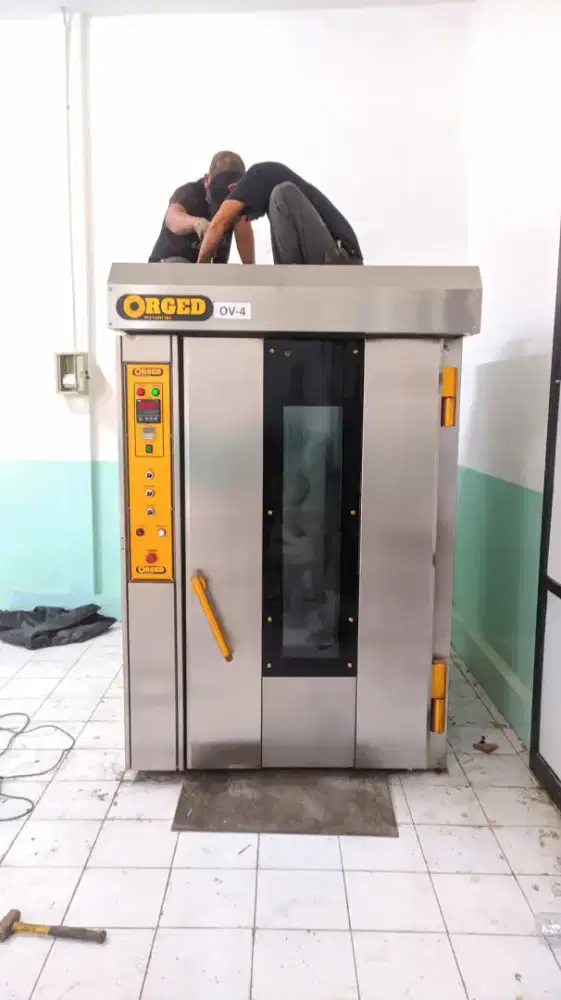 Oven Rotary kapasitas 32 tray