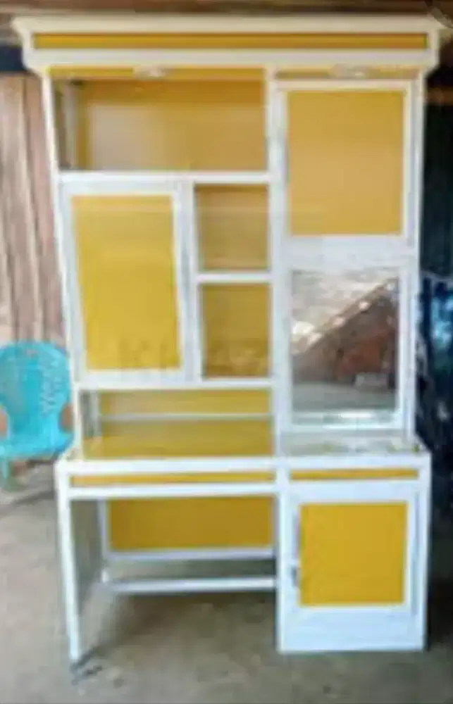 Meja Rias Almunium Minimalis