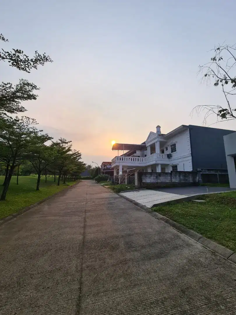 Disewakan rumah kolam renang harian, bulanan   di sentul.city bogor