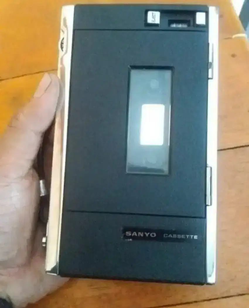 Sanyo tape kaset player recorder vintage langka