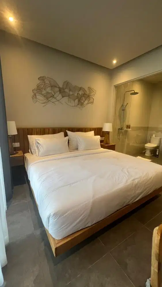 DIPAN NAKAS TEMPAT TIDUR JATI INTERIOR