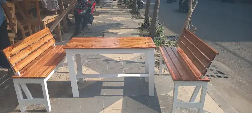 Kursi dan Meja Warkop kayu 1 set Sandaran, Free Ongkir Surabaya