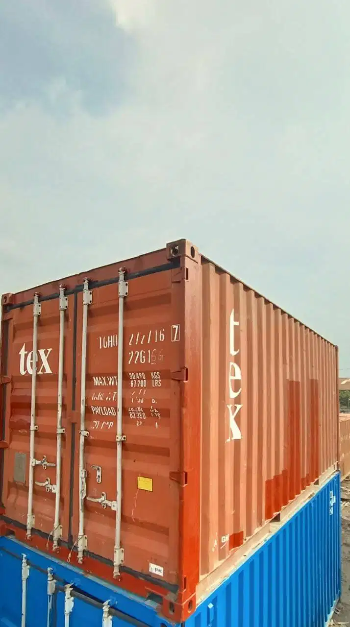 CONTAINER DRY 20 FT