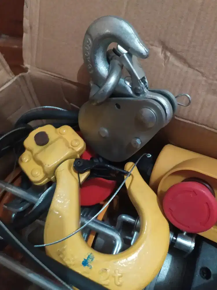 Katrol Electric Hoist 600kg