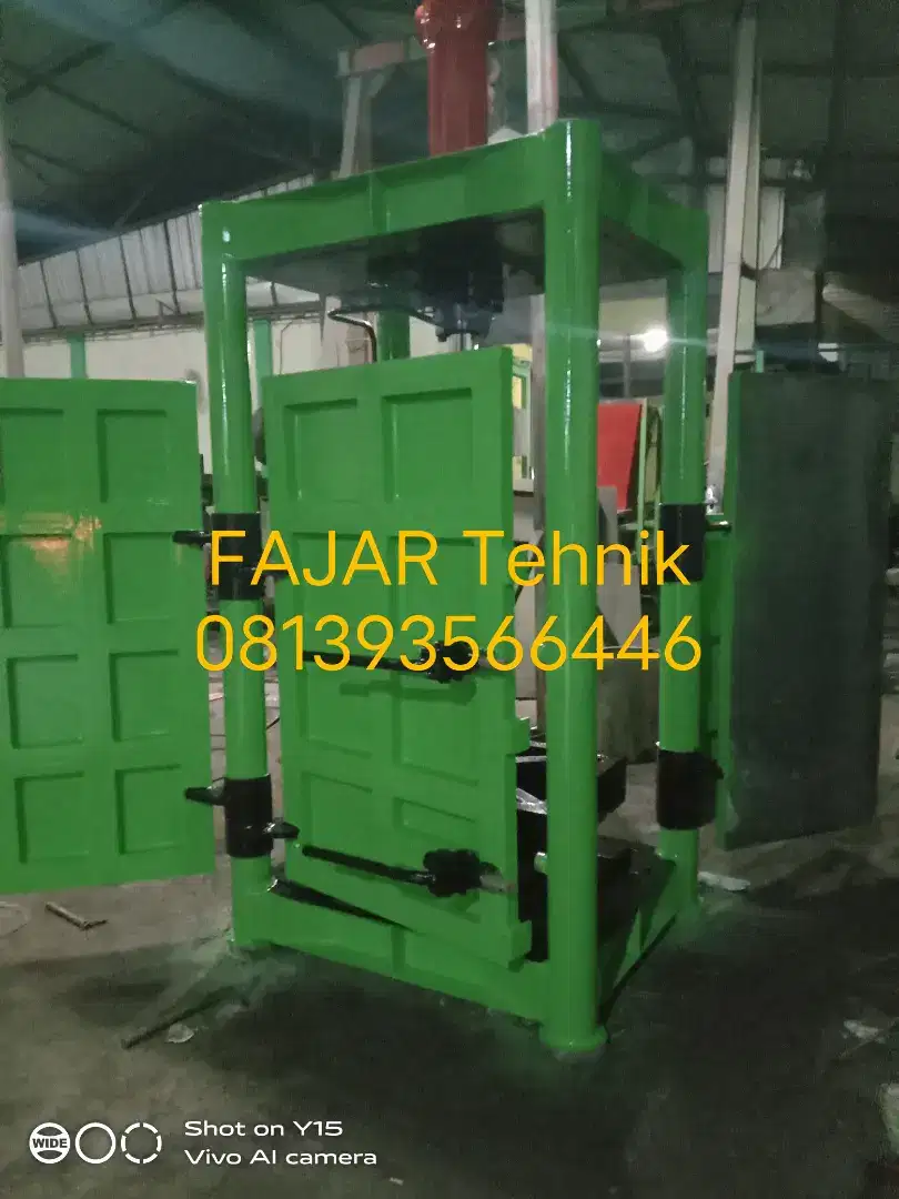 MESIN press botol Aqua
