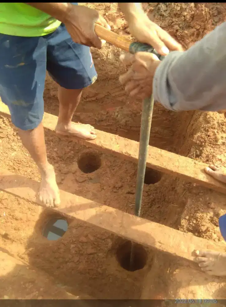 Jasa galian tanah & bor pile