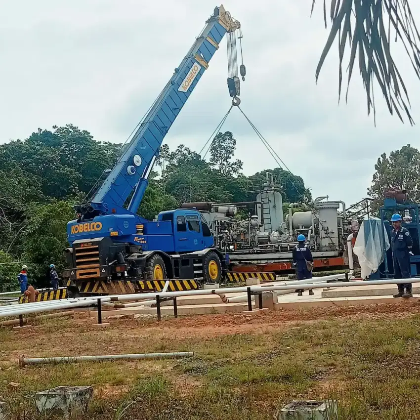 For sale rough terrain crane