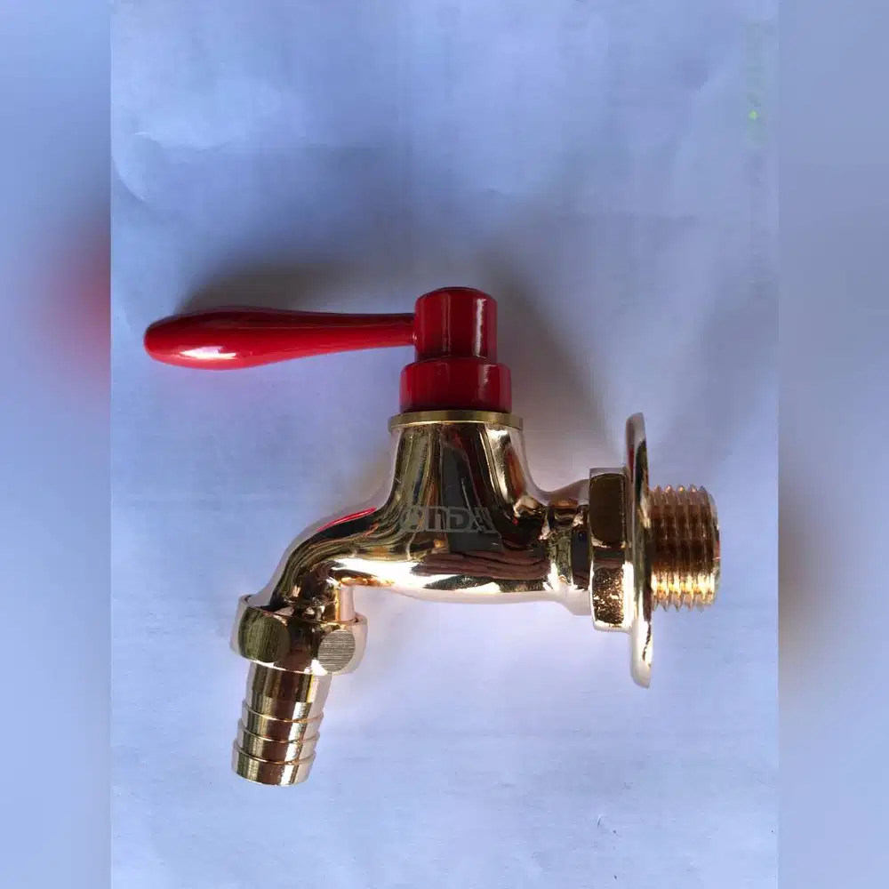 Kran Tembok A 830 GKU ONDA Kuningan Keran Taman Luxury Selang 1/2 inch