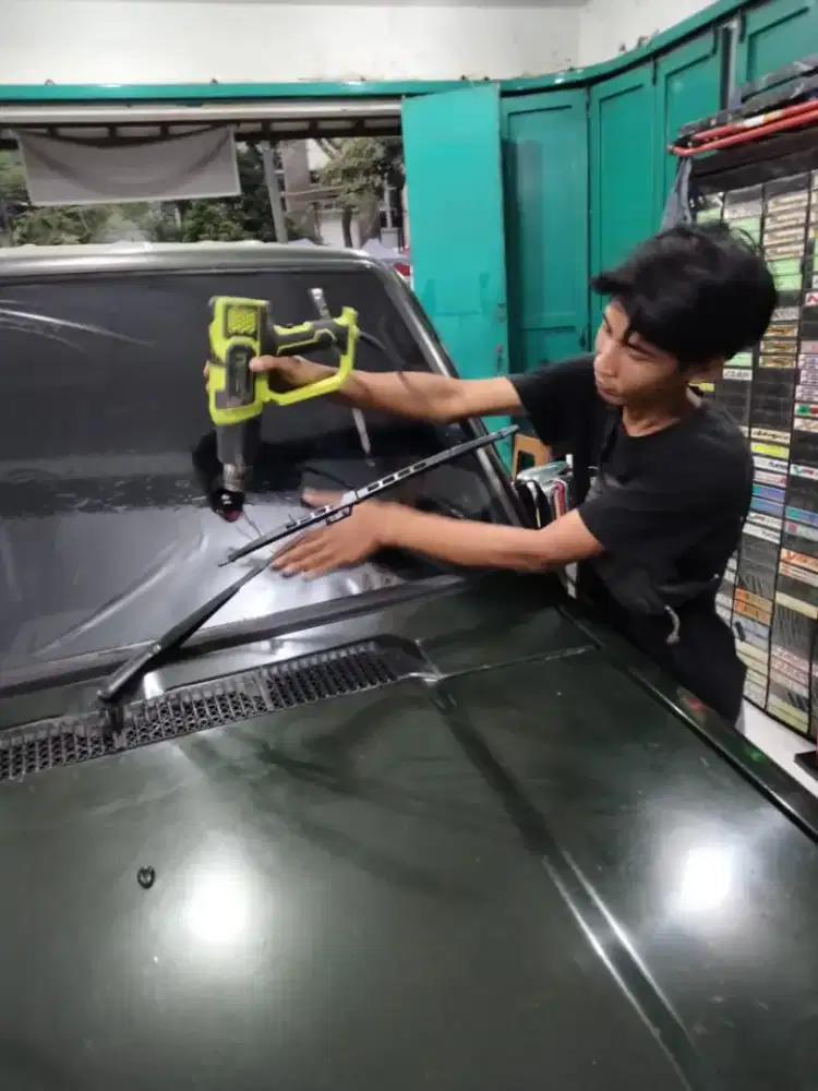 pasang kaca film mobil harga terjangkau