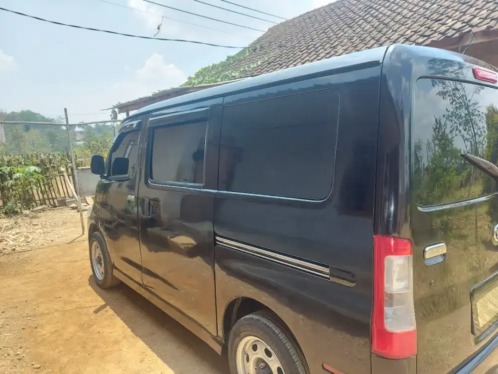 pasang dan ganti kaca film mobil