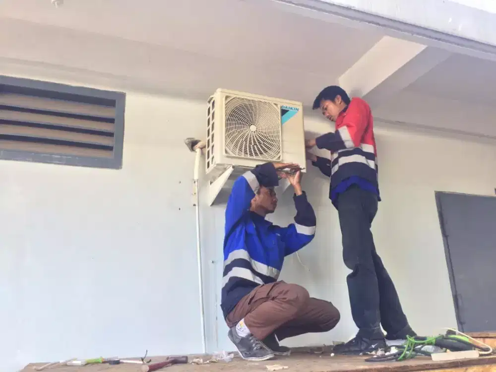 Jasa perbaikan ac dan service ac rumah /kantor/gedung dll
