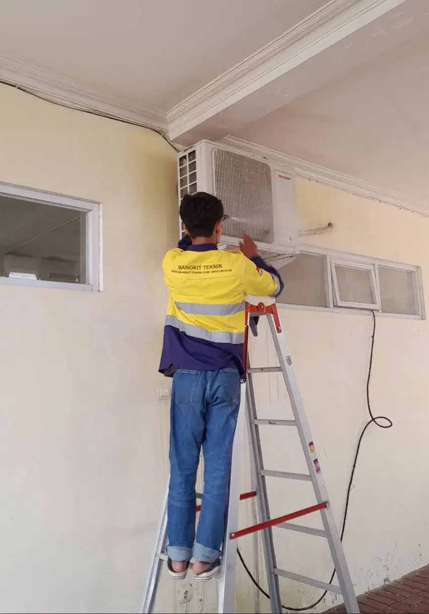 Jasa service cuci AC