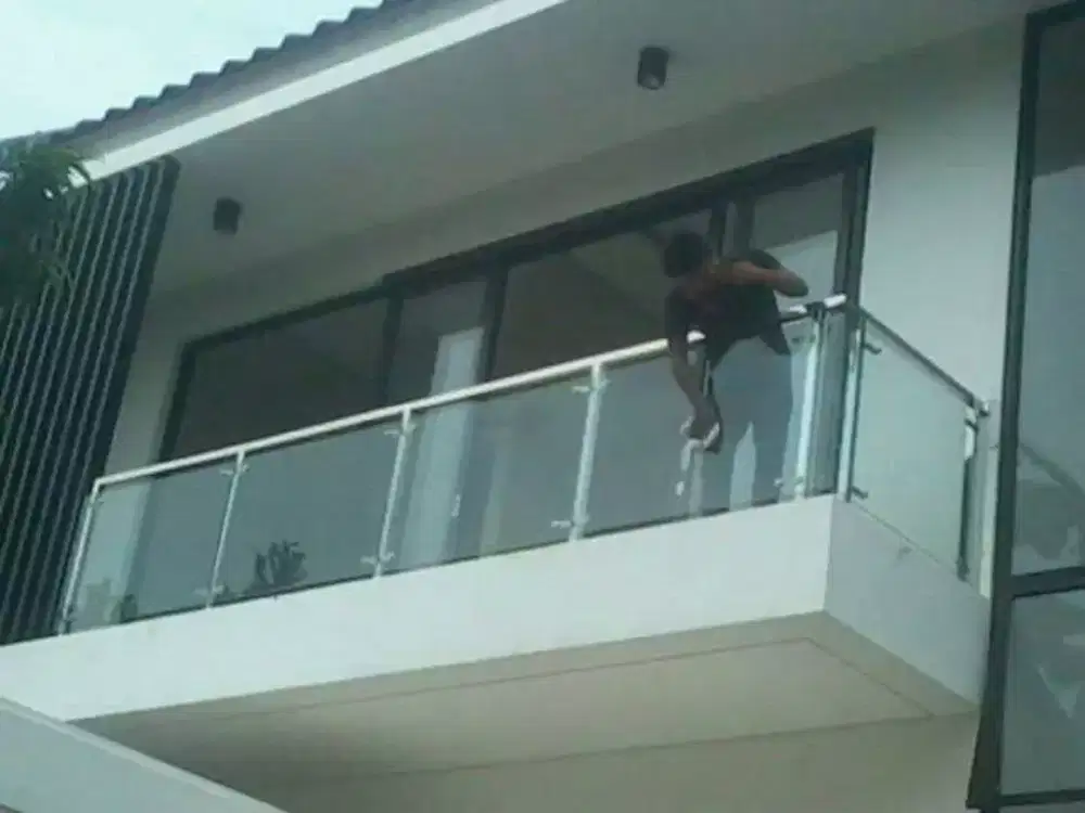 Railing Tangga Kaca Tempered Pagar Stainless Minimalis Canopy Jogja 29