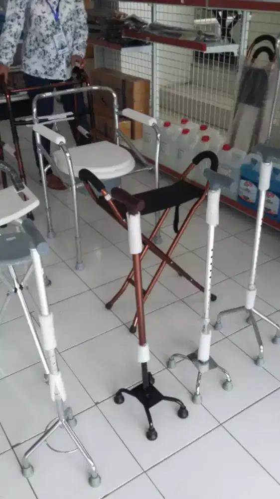 Alat bantu untuk berjalan