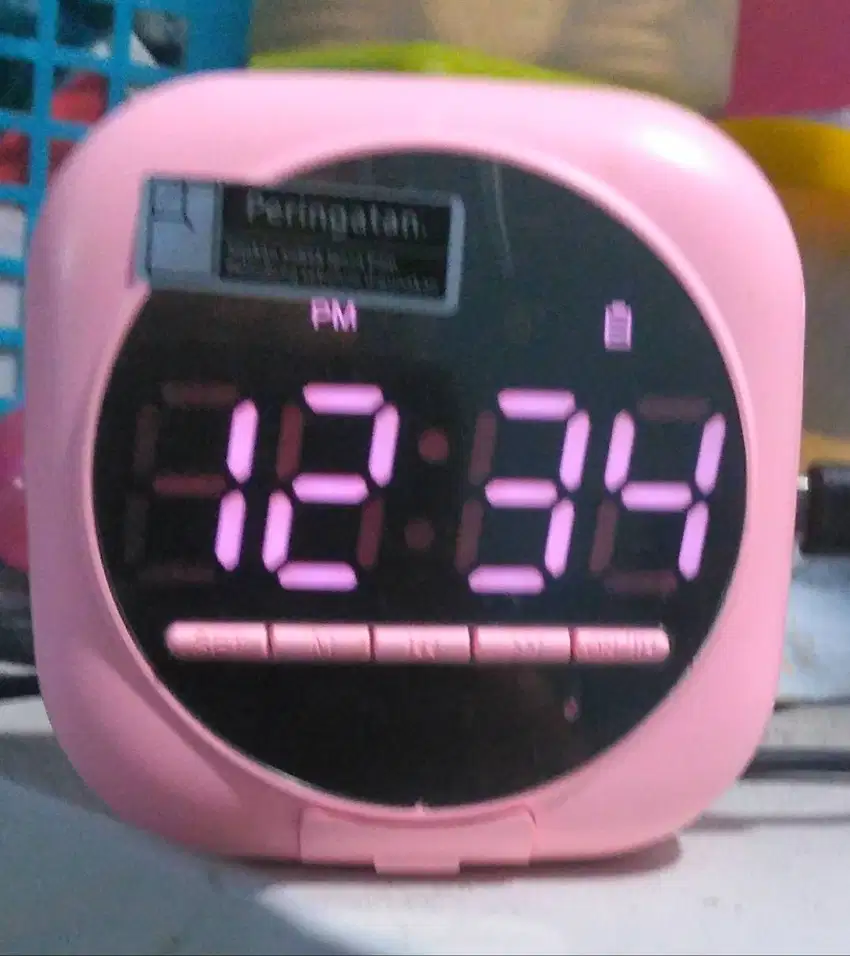 Speker blutut dan jam