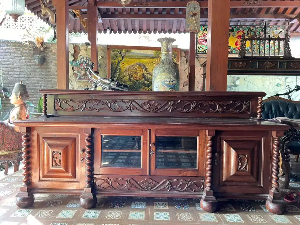 Bufet jati ukir van de poll antik kuno