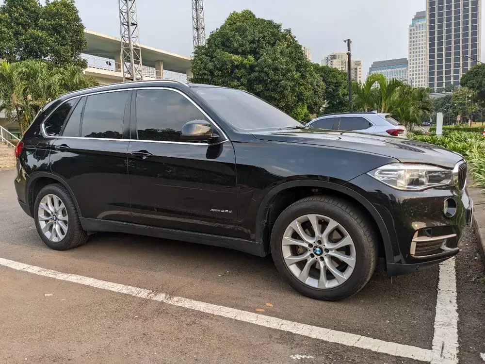 black bmw x5 2017