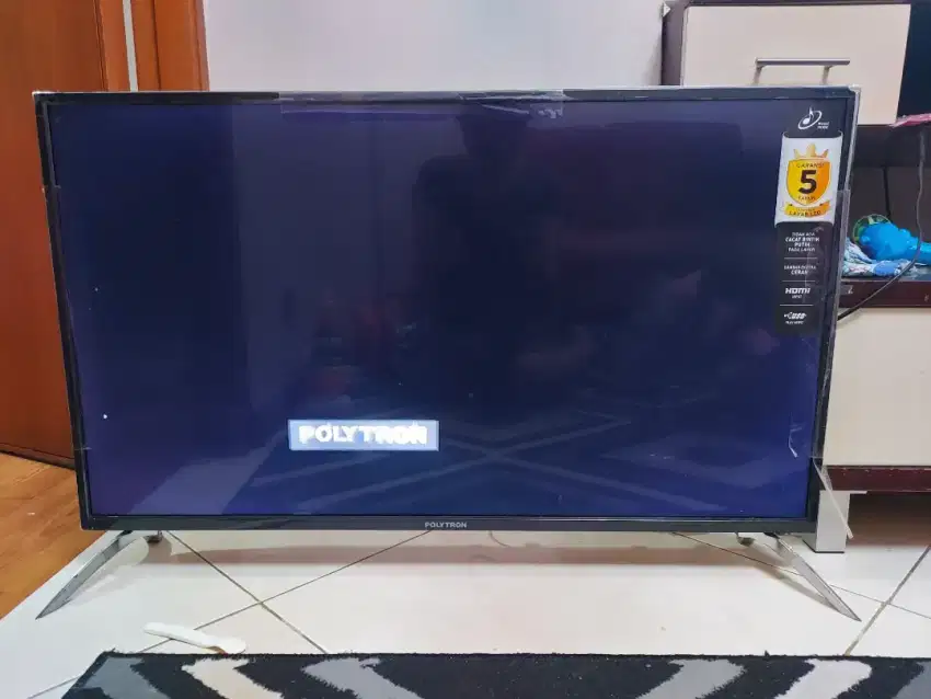 Di jual Tv Polytron LED Smart Android 39 inci